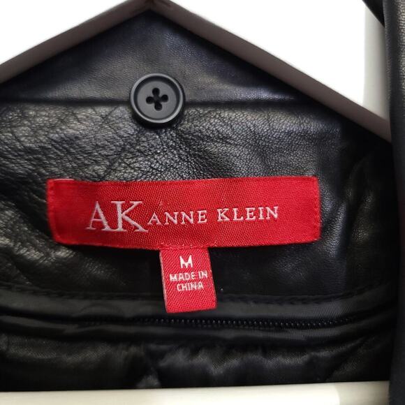 Anne Klein Leather Coat Jacket Size Medium Genuine Lamb Skin Button Down​​ - Picture 2 of 7